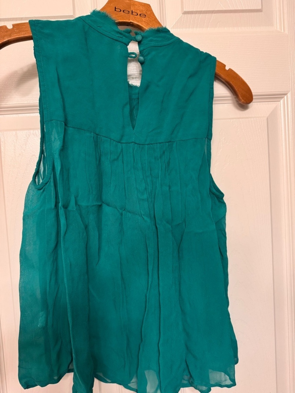 Lucky Brand Teal Sleeveless Smocked Neck Camisole - Picture 2 of 4